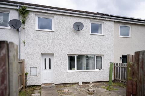 3 bed property, in 66 Walker Crescent, £135,000