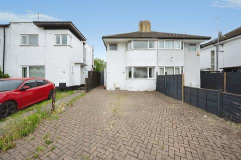 3 bed property, in Stonehaven Road, £350,000