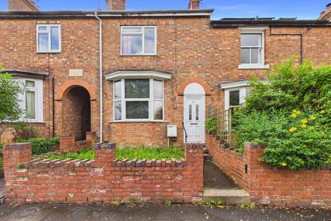 3 bed property, in Burford Road, £235,000