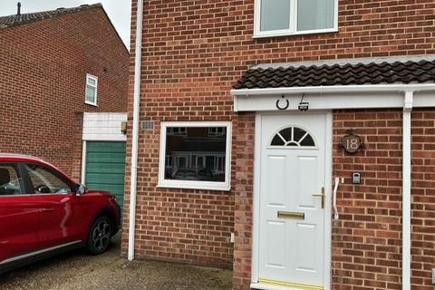 2 bed property, in Calbourne, £270,000