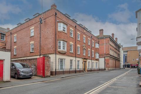 1 bed property, in Pierpoint Street, £95,000