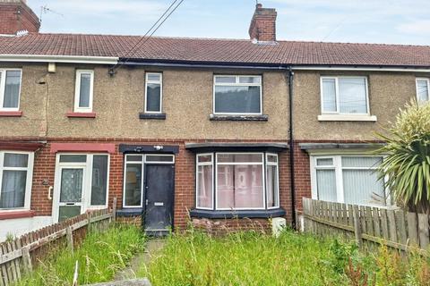 3 bed property, in 3 Croft Gardens, £35,000