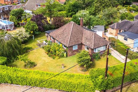 4 bed property, in Seymour Plain, £950,000