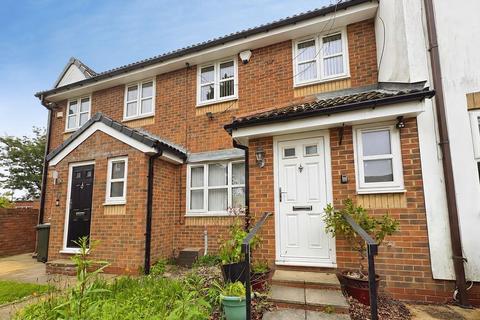 3 bed property, in Beech Court, £220,000