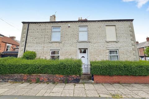 3 bed property, in Coomassie Road, £70,000