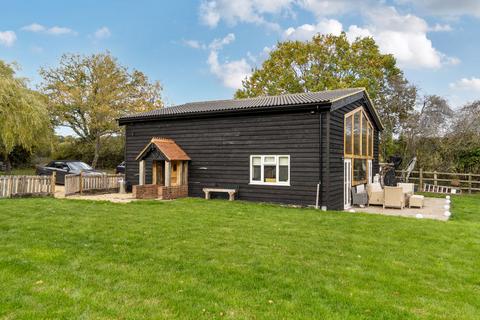 3 bed property, in Coldharbour Lane, £975,000