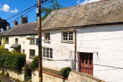 2 bed property, in Goodleigh, £100,000