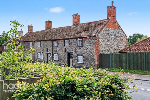 3 bed property, in Watton Road, £575,000