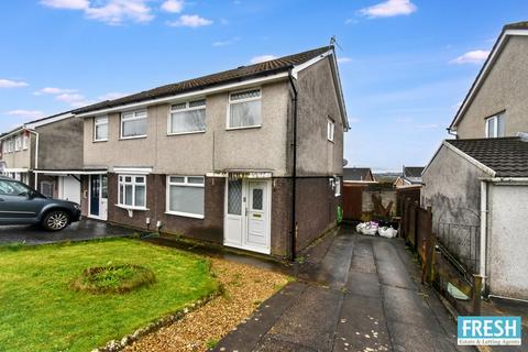 3 bed property, in Clos Rhymni, £195,000