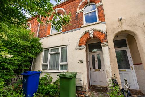 4 bed property, in Welholme Road, £90,000