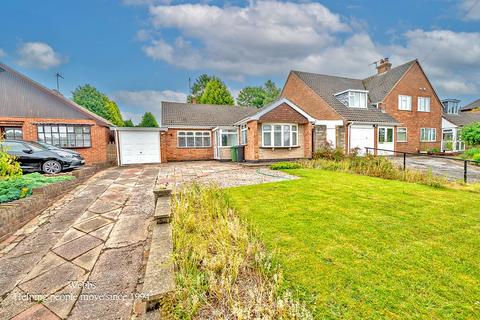 2 bed property, in Fordbrook Lane, £350,000