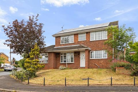 3 bed property, in Rileston Place, £205,000