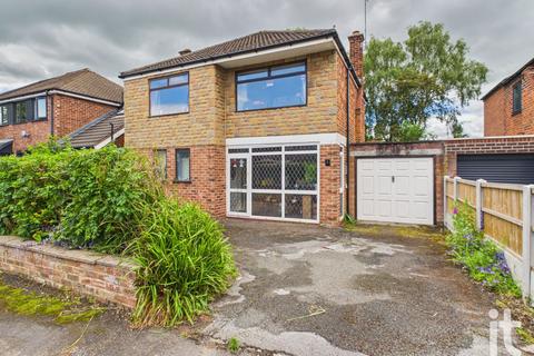 3 bed property, in Elton Drive, £330,000