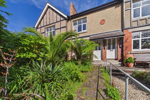 2 bed property, in Helnoweth Cottages, £275,000