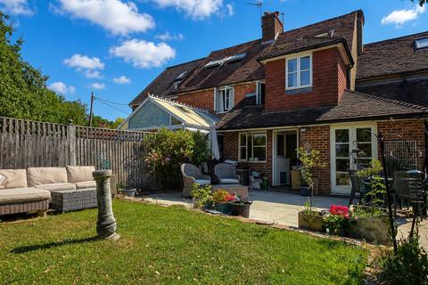3 bed property, in Truslers Hill Lane, £550,000