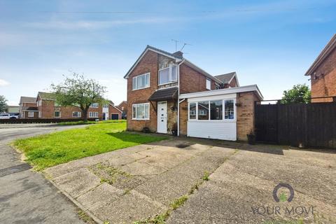 3 bed property, in Valley Road, £240,000