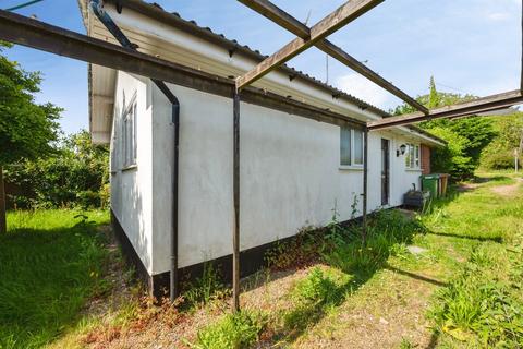 3 bed property, in Southrepps Road, £240,000