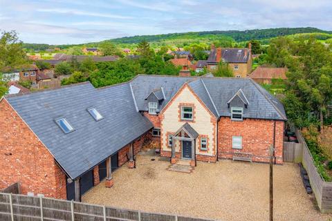4 bed property, in Harby Lane, £775,000