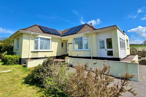 3 bed property, in Trewennen Road, £525,000