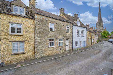 2 bed property, in 25 West Street, £420,000