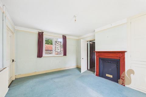 2 bed property, in The Street, £290,000