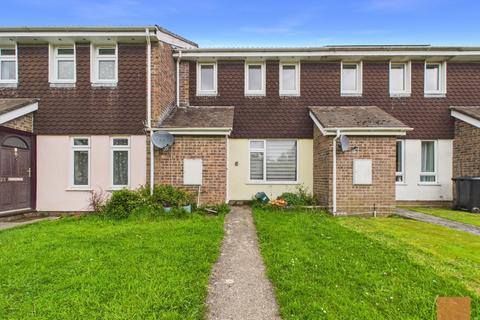 3 bed property, in Trevella Vean, £200,000