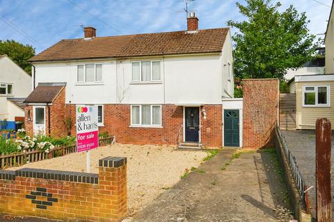 2 bed property, in Edinburgh Drive, £260,000