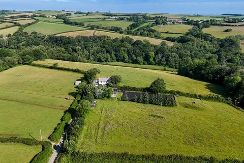 4 bed property, in Bideford EX39, £700,000