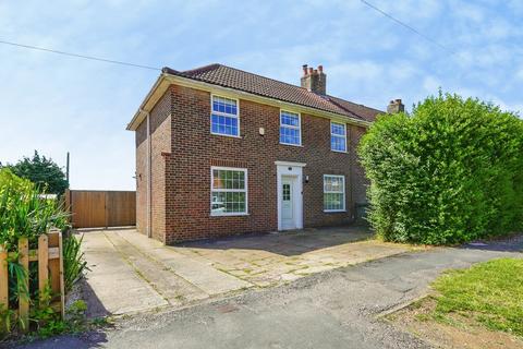 3 bed property, in Milner Road, £300,000