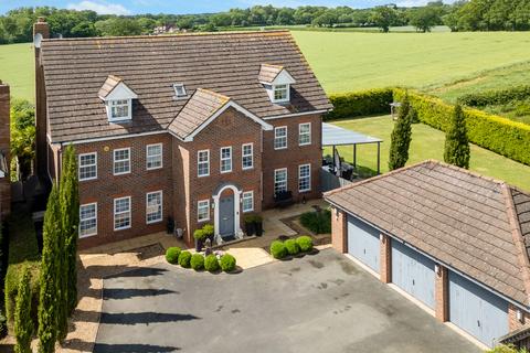 7 bed property, in Pebworth Drive, £1,600,000