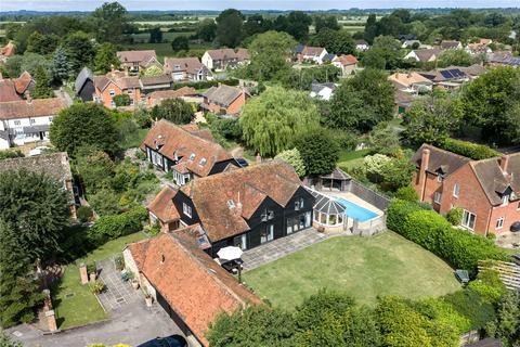 7 bed property, in Morlands, £1,500,000