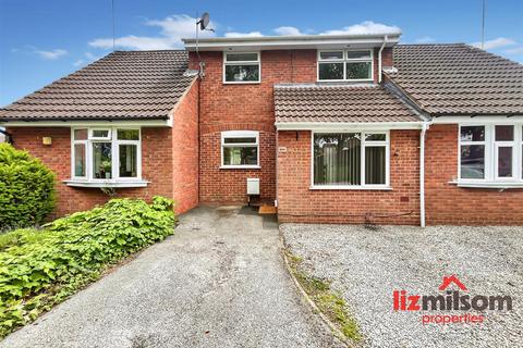2 bed property, in Tern Avenue, £199,950