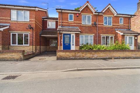 3 bed property, in 93 Wansford Road Driffield YO25 5NG, £189,950