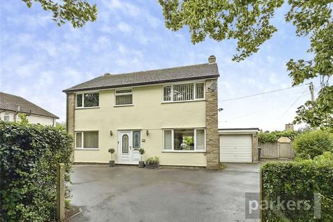 4 bed property, in Brize Norton Road, £650,000