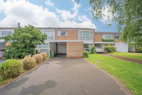 4 bed property, in Emscote Green, £450,000
