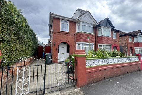 5 bed property, in Farrer Road, £365,000