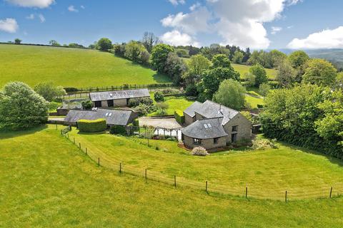 4 bed property, in Bovey Tracey, £1,250,000