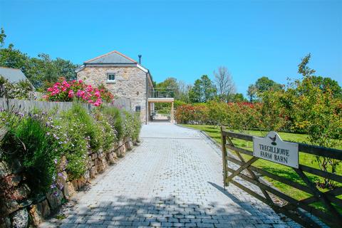 5 bed property, in Crowlas, £1,250,000
