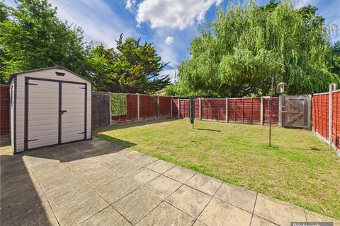 1 bed property, in Hindes Road, £290,000