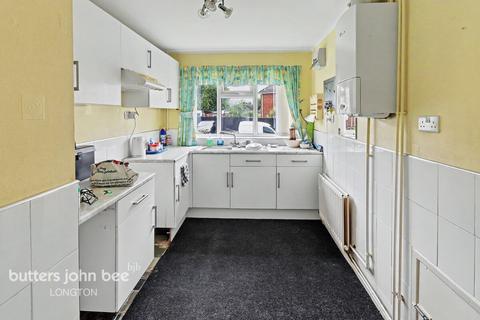 2 bed property, in Forrister Street, £170,000