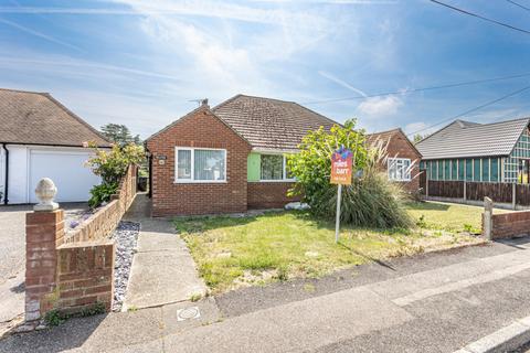 2 bed property, in King Edward Road, £300,000
