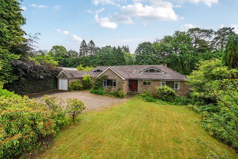 4 bed property, in Pine Bank, £875,000