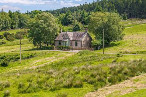 2 bed property, in Mcturk Cottage, £245,000