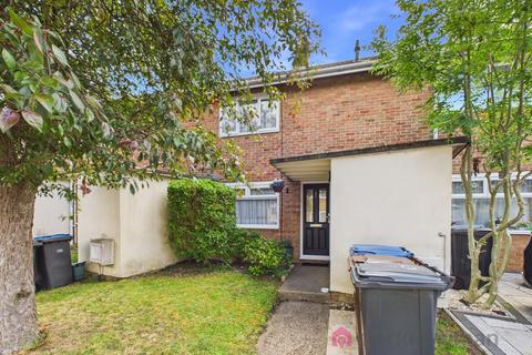2 bed property, in Whitewaits, £320,000
