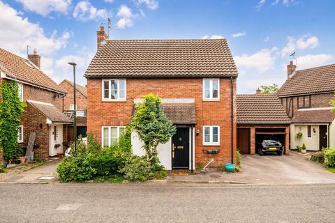 4 bed property, in Gresham Road, £700,000