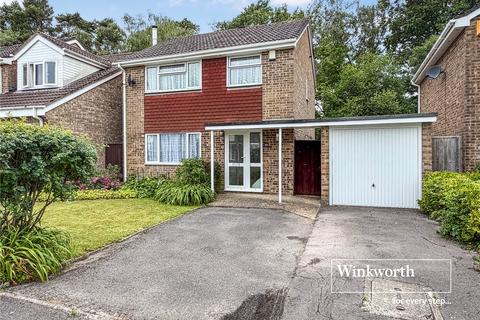 3 bed property, in Fitzpain Road, £425,000