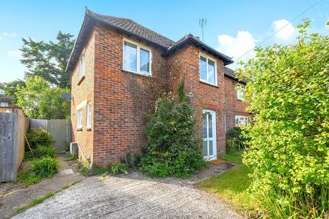 3 bed property, in Dorothy Avenue, £325,000