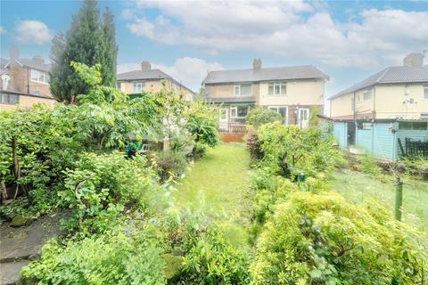 3 bed property, in Vesper Road, £290,000
