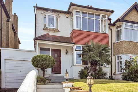 4 bed property, in Ena Road, £750,000