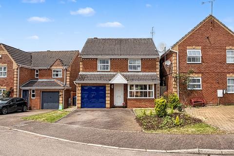 3 bed property, in 4 Wild Cherry Close, £340,000